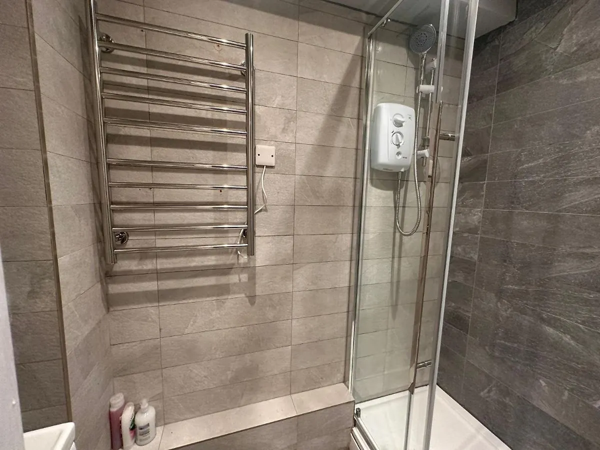 Apartamento Flash Sale Funky Holiday Accommodation Central Brighton Sleep 16 Guests
